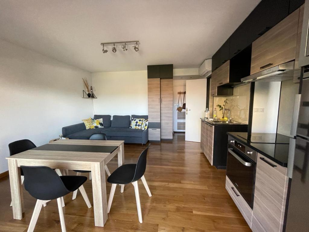 앙티브 Juan Les Pins Joli T2 Parking Inclus! 아파트 외부 사진